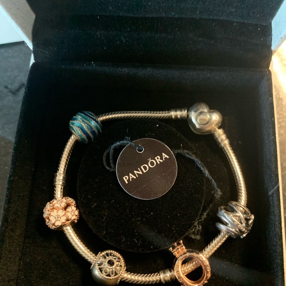 Pandora bracelet - Picture 2 of 3
